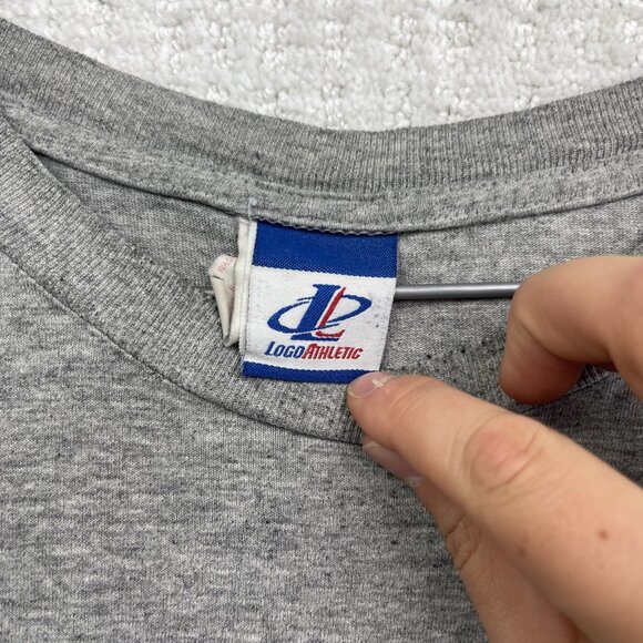 VTG 90s Logo Athletic Grey T-Shirt Sz XL Soccer, Football, Hockey & BB Print - Picture 10 of 16